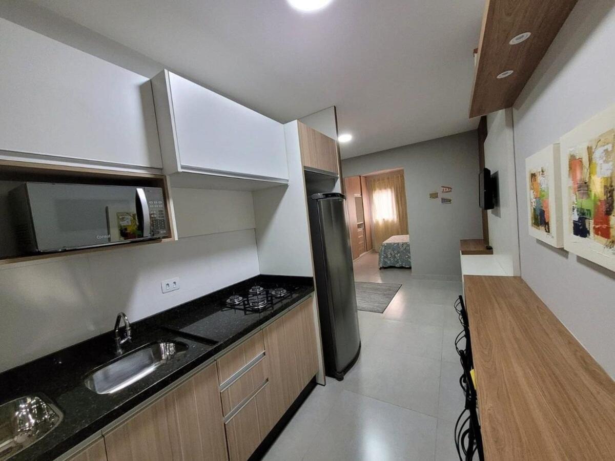 Modernos E Aconchegantes No Centro. Apartment